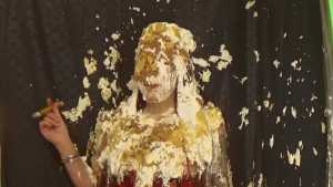 abigail-gets-pies-slime-and-chocolate_16