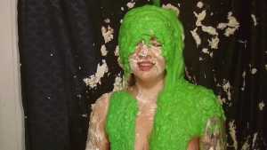 abigail-gets-pies-slime-and-chocolate_21