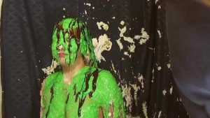 abigail-gets-pies-slime-and-chocolate_22