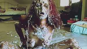 lovinia-gets-messy-in-pies_15.jpg