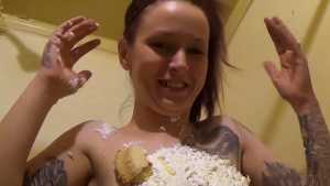 maddie-pied-again_5.jpg