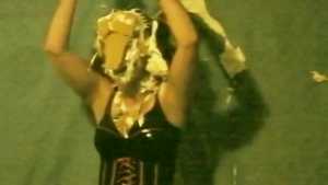 sky93-gets-pied_6.jpg