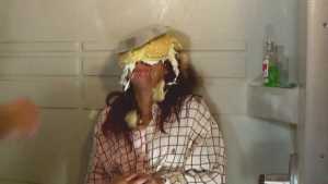tiearra-pied-while-smoking-a-cigar_3.jpg